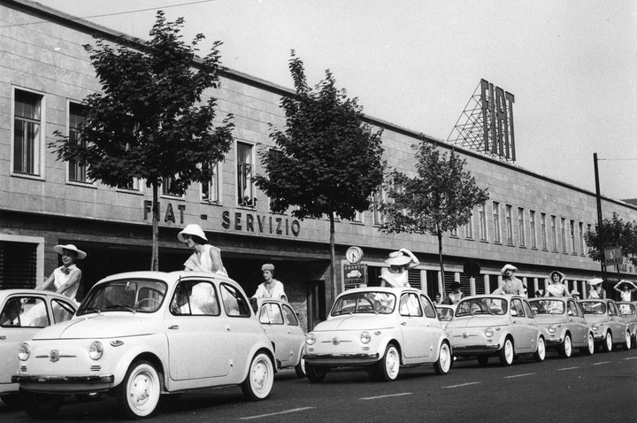 Fiat Nuova 500 1957: la storia nelle immagini