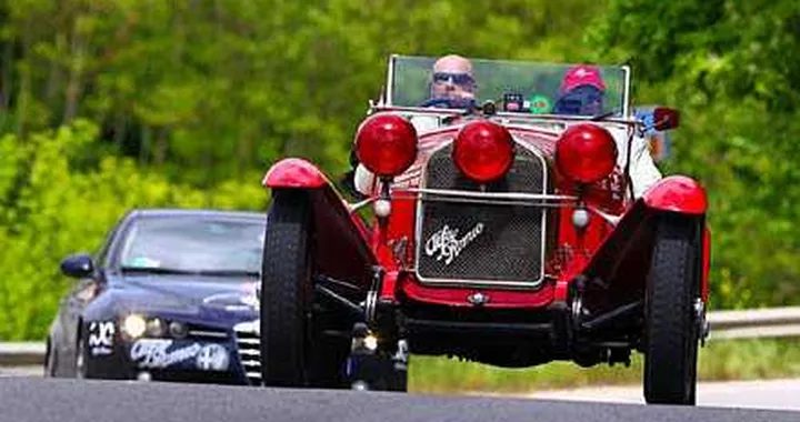 Auguri Alfa Romeo: 100 anni di sportività