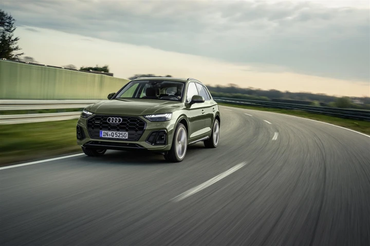 Audi Q5 2.0 Mhev: mild hybrid con prezzi da 50.800 euro