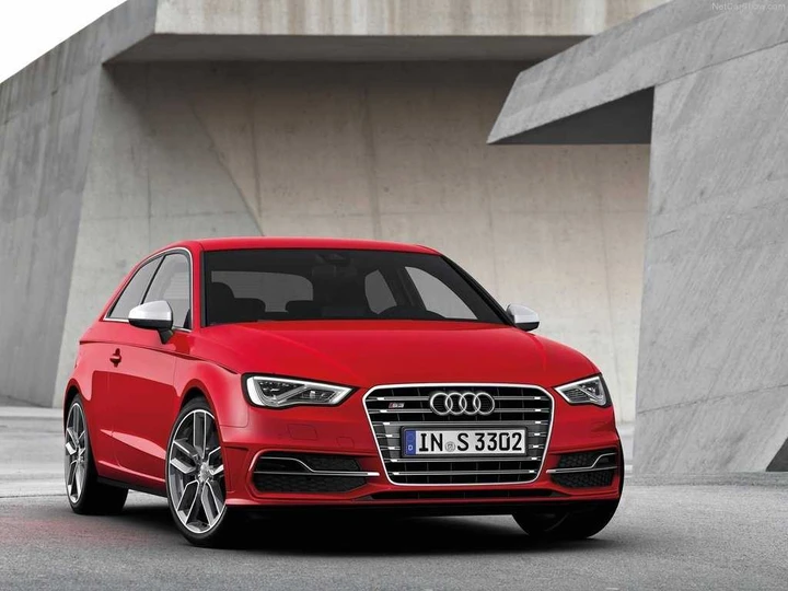 Audi A3 2012: in arrivo le versioni RS ed e-tron