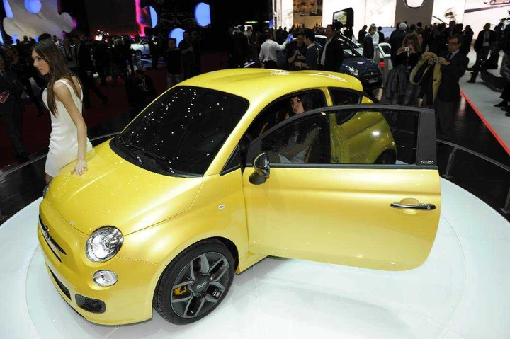 Fiat 500 Coupé Zagato al Salone di Ginevra 2011