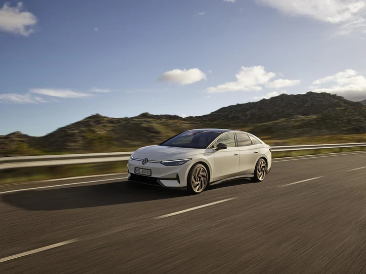 Volkswagen ID.7: al via i preordini in Europa da 56.995 € [FOTO]