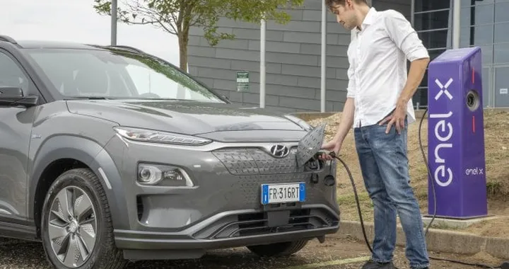 Enel X punta al rilancio del settore delle auto elettriche in Italia
