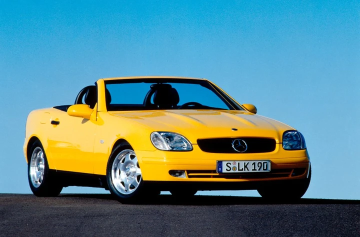 Mercedes SLK: la baby roadster compie vent'anni