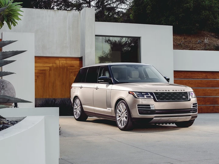 Range Rover SVAutobiography al Salone di Los Angeles 2017