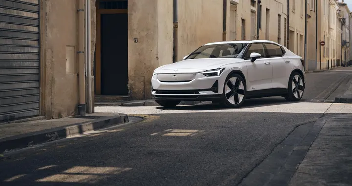 Polestar 2: oltre 150.000 esemplari prodotti in tre anni