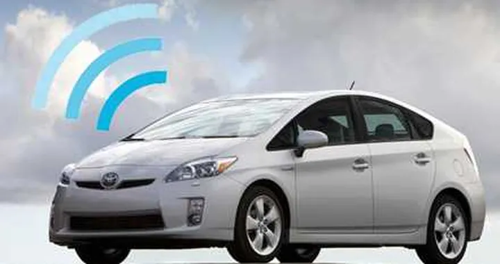 Toyota: arriva il social network per le auto ibride