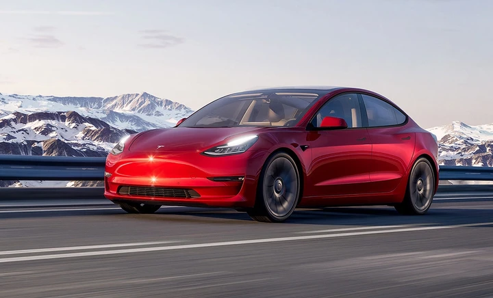 Tesla Model 3: il restyling arriverà nel 2023