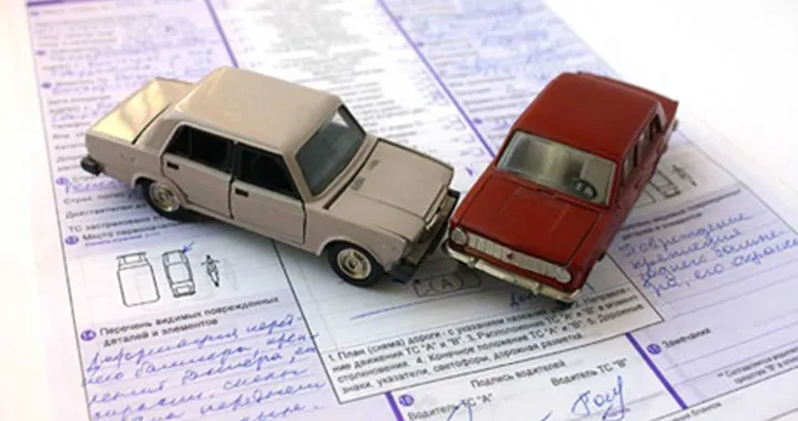 Troppe auto, poche strade. E l'RC Auto sale