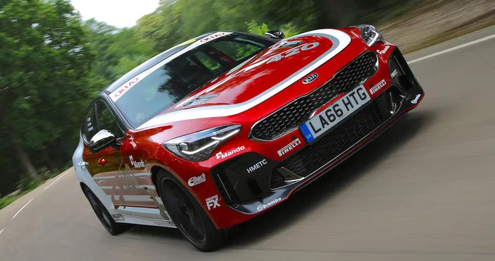 KIA Stinger GT420: pronta per la pista