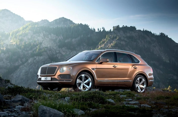 Bentley Bentayga: le prime immagini ufficiali