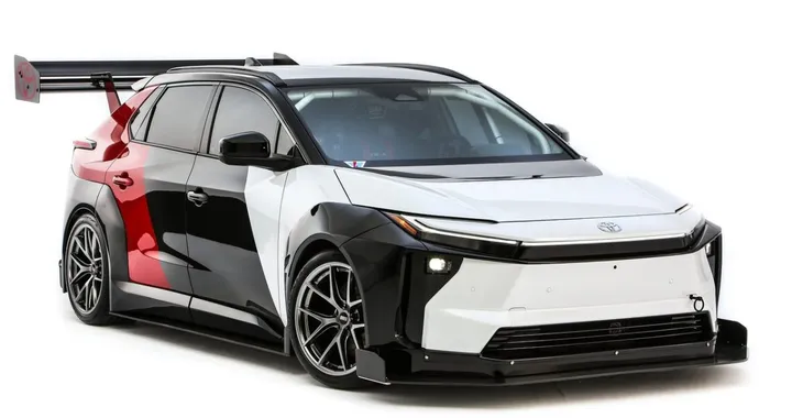 Toyota svela la bZ Time Attack Concept: BEV da gara spinta oltre i 400 CV