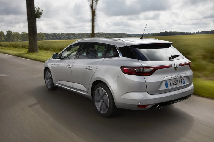 Renault Megane Sporter: le immagini ufficiali