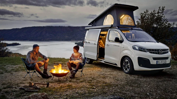Opel Zafira Life, debutta la versione camper 4 posti