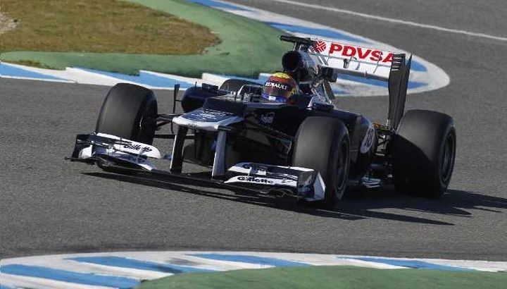 F1: Maldonado il più veloce nel terzo giorno di test