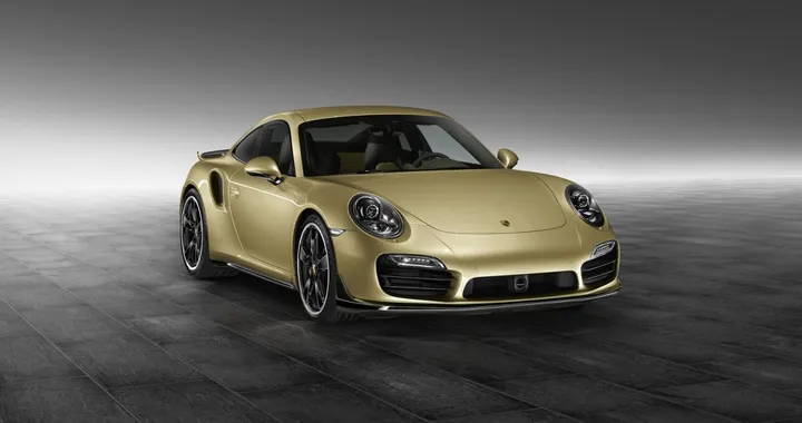 Porsche: kit aerodinamico per 911 Turbo e Turbo S