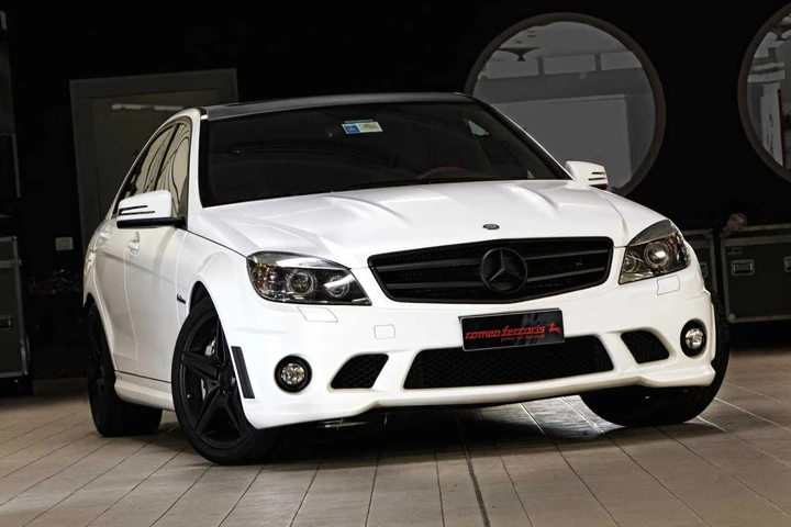 Mercedes C63 Amg Whitestorm Romeo Ferraris