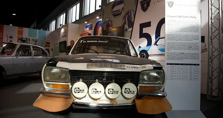 La Peugeot 504 Berlina festeggia 50 anni ad Auto e Moto d’Epoca