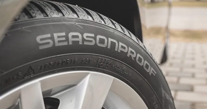 Nokian Seaproof: nuova gamma di pneumatici 4 stagioni per auto, SUV e crossover