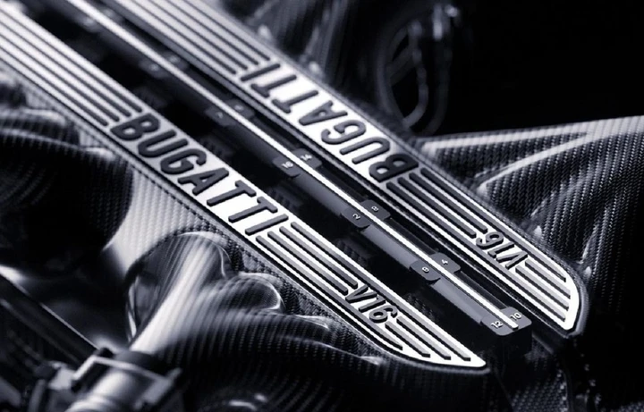 Bugatti: in arrivo un nuovo motore V16 ibrido