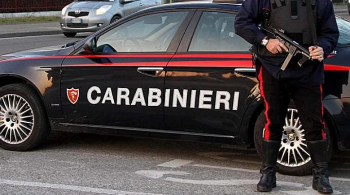 Muore in un incidente e l'amico gli svaligia casa