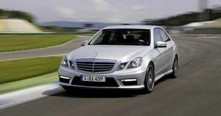 Mercedes E63 Amg: più ricca, stesso prezzo