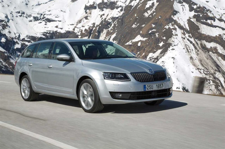Nuova Skoda Octavia Wagon: le immagini ufficiali