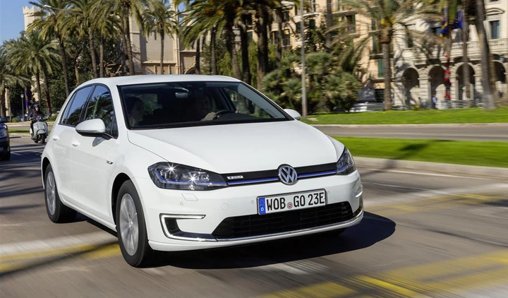 Nuova Volkswagen Golf 2017: primo contatto