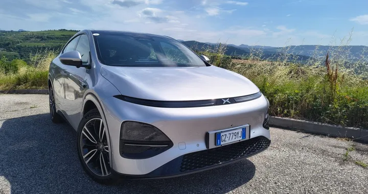 Xpeng G6: un SUV elettrico che guarda lontano