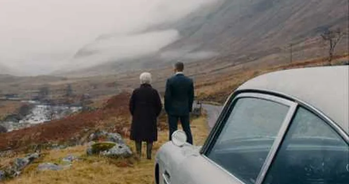 Aston Martin: una DB5 per James Bond in 