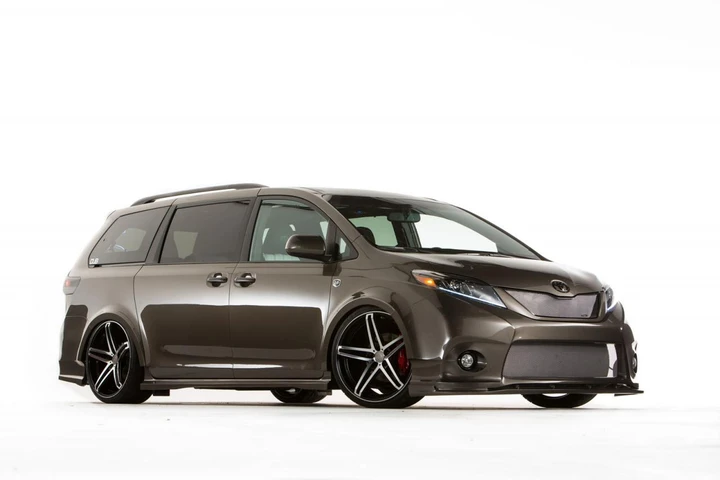 Toyota Siena e Yaris Dub Edition per il SEMA