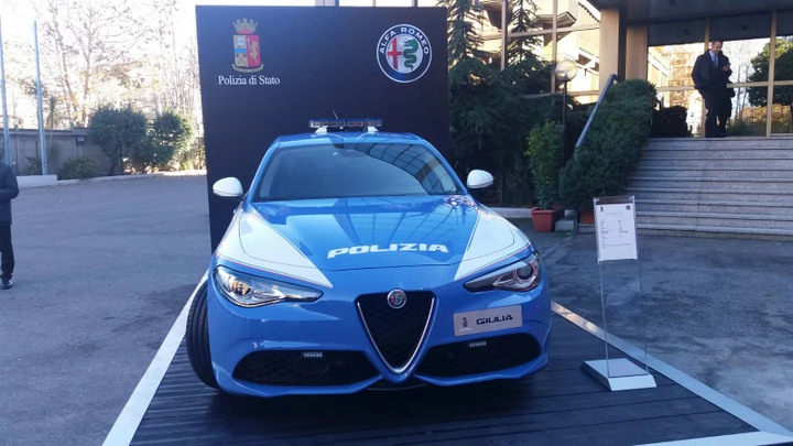 Alfa Romeo Giulietta, Giulia Veloce e Jeep Renegade: la flotta per la Polizia