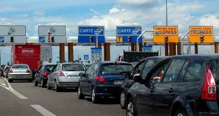 Il navigatore TMC? Aumenta le code al casello...