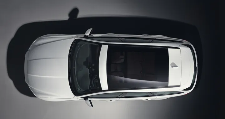 Jaguar XF Sportbrake 2017, un teaser anticipa la nuova generazione