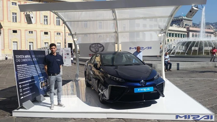 Toyota Mirai: a Genova fino al 7 giugno