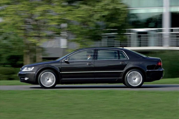 VOLKSWAGEN Nuova Phaeton
