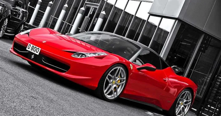 Ferrari 458 Italia by Kahn Design