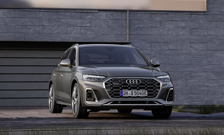 Audi Q5 TFSI e: prezzi, dotazioni, autonomia