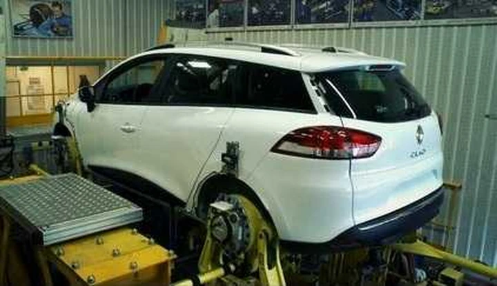 Renault Clio SporTour 2012: le foto in anteprima