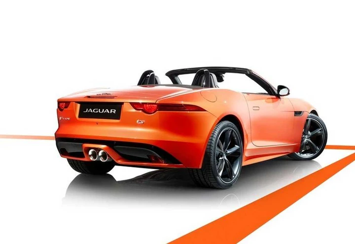 Jaguar F-Type 2013: immagini ufficiali