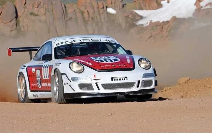 Porsche 911 GT3 Cup a Los Coyotes, il video