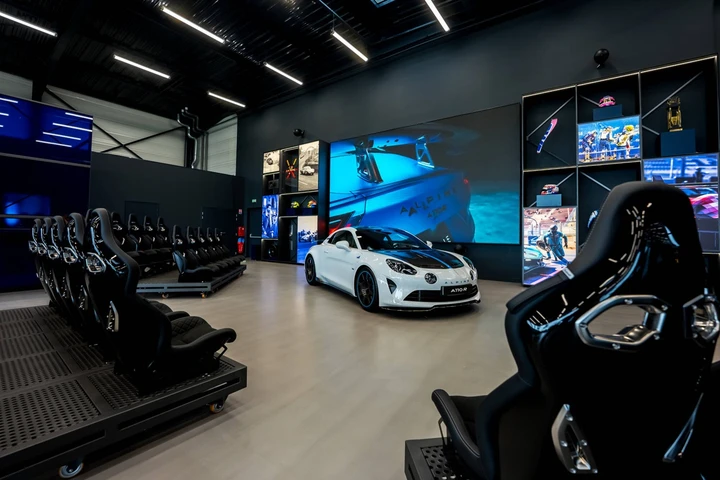 Alpine inaugura 