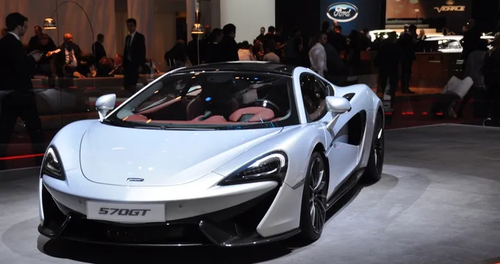 McLaren 570GT al Salone di Ginevra 2016