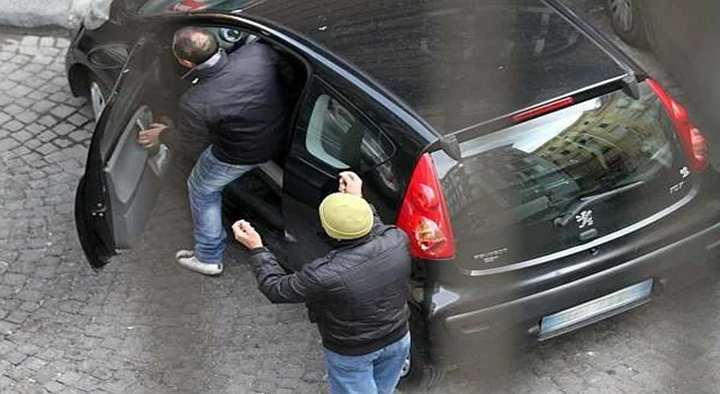 Parcheggiatori abusivi, arriva l'arresto?