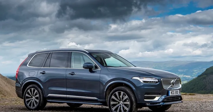 Nuova Volvo XC90 2023: in arrivo con stile e tecnologia al top