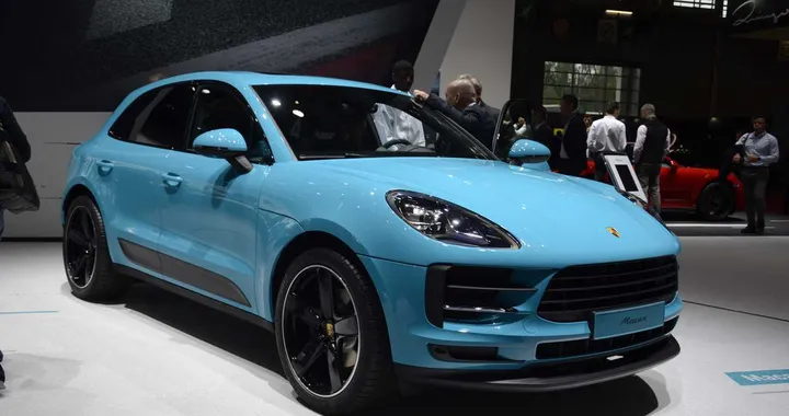 Porsche Macan Restyling 2019: debutta al Salone di Parigi 2018