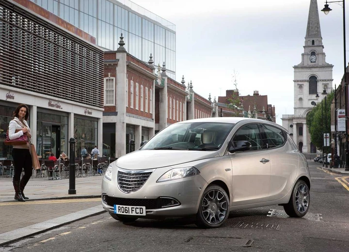 Chrysler Ypsilon: ecco la versione UK