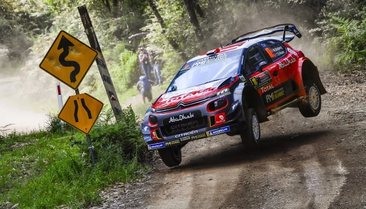 WRC: Citroen domina la prima giornata in Australia