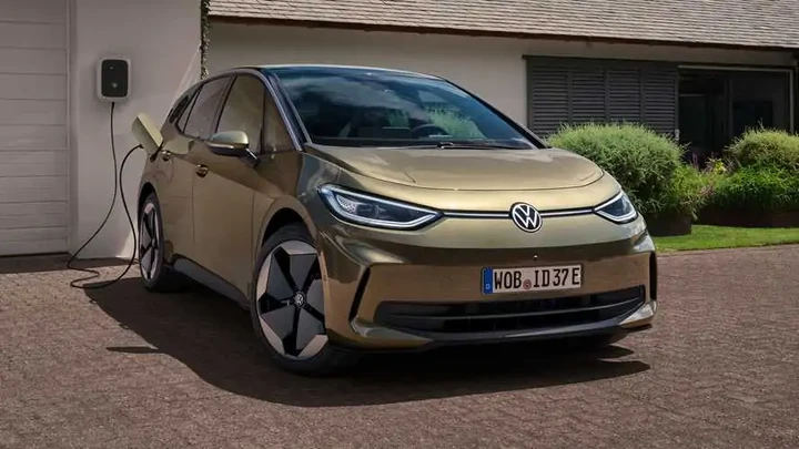 Volkswagen dice addio a “ID.”: dal 2026 nomi veri anche per le elettriche