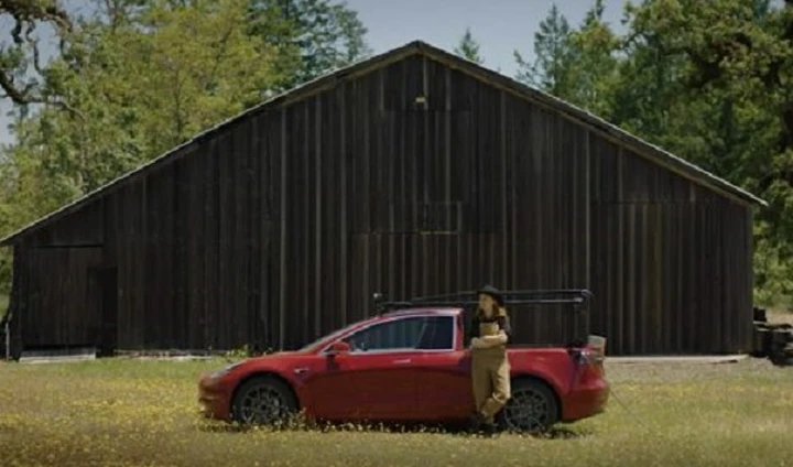 Si chiama Truckla la Tesla Model 3 trasformata in pick-up: ecco il video